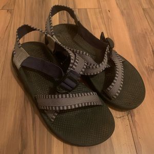 Men’s Size 10 Chacos